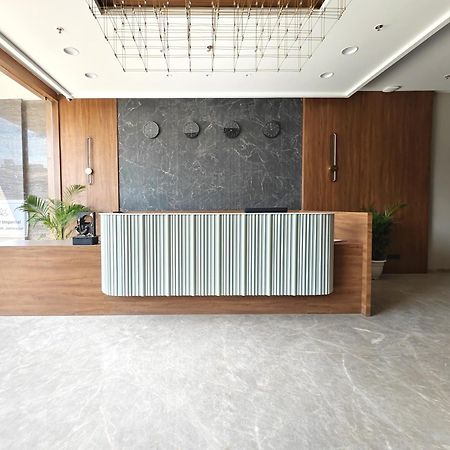 The Sky Imperial Hotel Kailash Jāmnagar 외부 사진